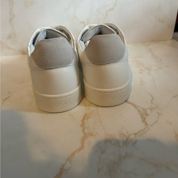 Versace la Greca Womens low-top Sneaker Shoe - Picture 4 of 7